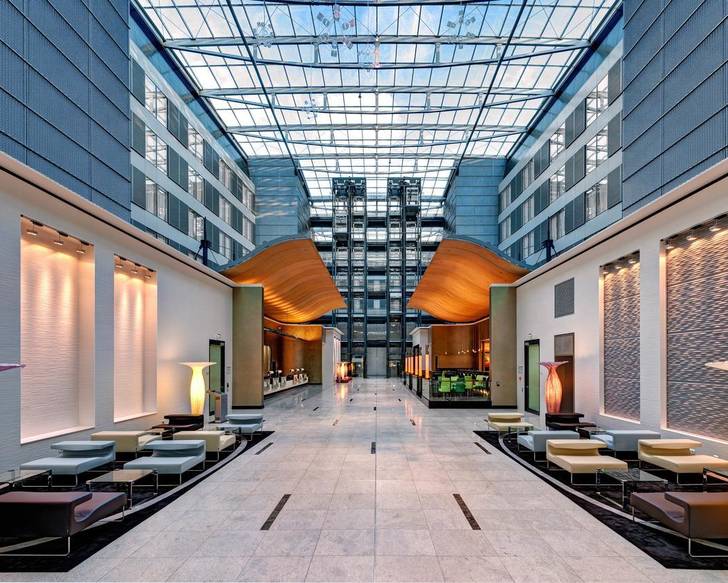 Hotels Frankfurt Airport Terminal 1 www.dayrooms.com